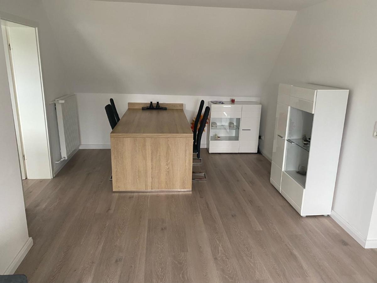 Ferienwohnung Falkenfeld Любек Екстер'єр фото